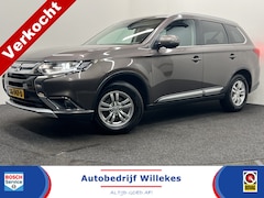 Mitsubishi Outlander - 2.0 Business Edition | TREKHAAK | CARPLAY | CAMERA |