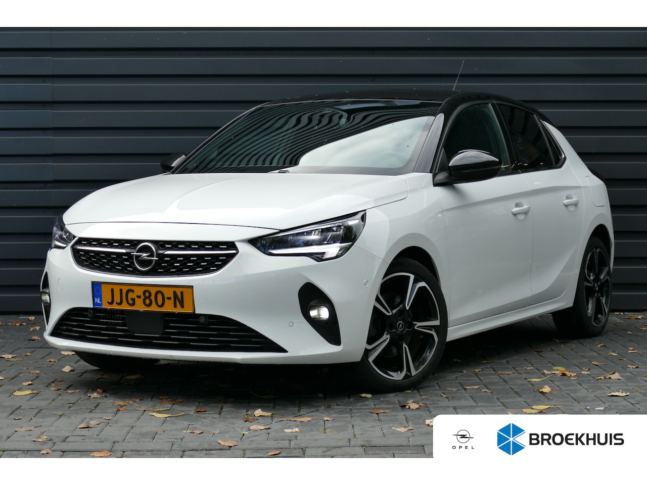 Opel Corsa - 1.2 TURBO 100PK 5-DRS ELEGANCE GS / NAVI / CLIMA / PDC / 17"LMV / CAMERA / PANO.DAK / FULL - AutoWereld.nl