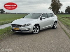 Volvo V60 - 2.0 D4 Kinetic Xenon Nette auto