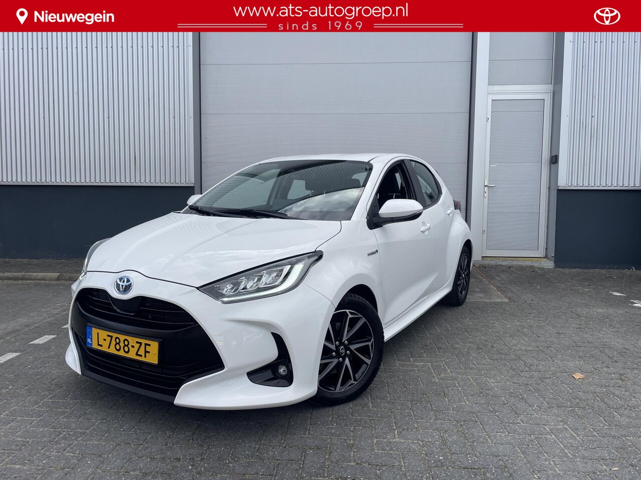 Toyota Yaris - 1.5 Hybrid Business Plus | Dynamic | Org NL en 1e Eigenaar | 34.000 KM  | - AutoWereld.nl