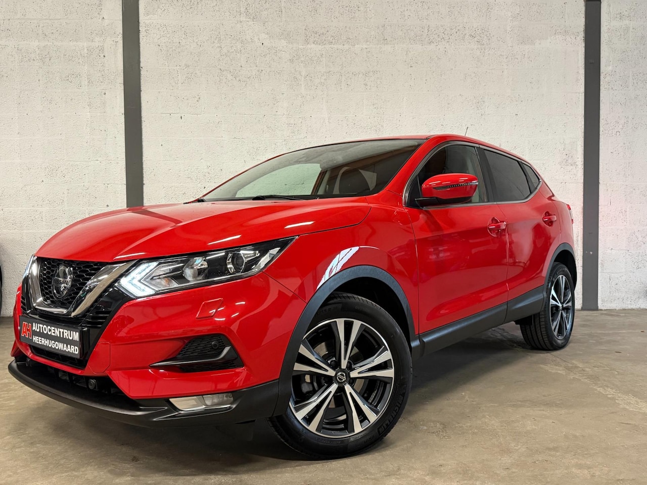 Nissan Qashqai - 1.3 DIG-T N-Connecta Navi Carplay|Cruise|Clima|Dealer Onderhouden !! - AutoWereld.nl