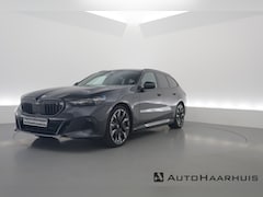 BMW 5-serie - 530e xDrive M Sport | Pano | HUD | Harman Kardon | 360cam | Stoelventi. | Memory seats