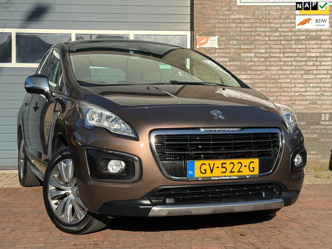 Peugeot 3008 - 1.2 PureTech Style|Pano.dak - AutoWereld.nl