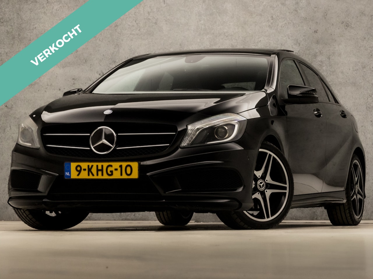 Mercedes-Benz A-klasse - 250 AMG Sport 211Pk Automaat (SCHUIFDAK, CAMERA, HARMAN/KARDON, LEDER/ALCANTARA, SPORTSTOE - AutoWereld.nl
