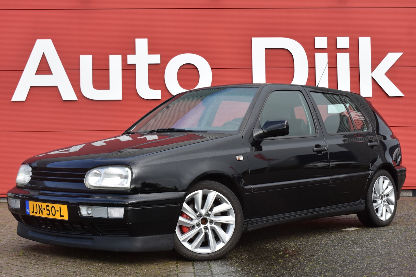 Volkswagen Golf - 2.9 VR6 syncro Leder | Airco | Cruise | Sportstoelen | Stoelverwarming | LMV - AutoWereld.nl