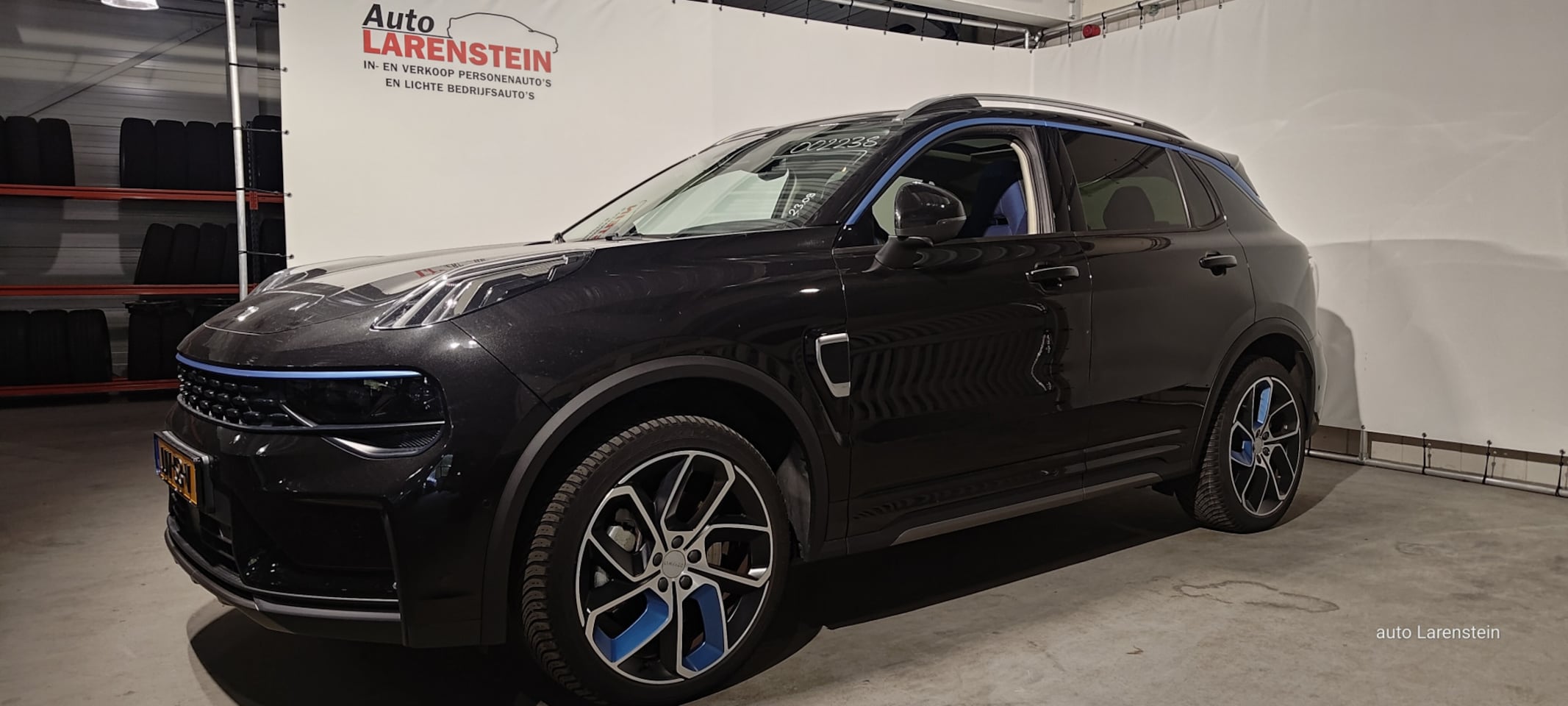 Lynk & Co 01 - 1.5 PHEV 262pk Carplay / Panoramadak / Elektr.A.Klep / 360 + A.Cam./ Navi / Infinity hi-au - AutoWereld.nl