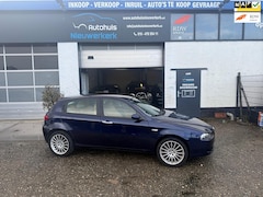 Alfa Romeo 147 - 1.6 T.Spark Progression- Met Onderhoudshistorie, Lederen interieur, Airco, NAP en een nieu