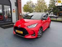 Toyota Yaris - 1.5 Hybrid Launch Edition AUTOMAAT STOELVERWARMING