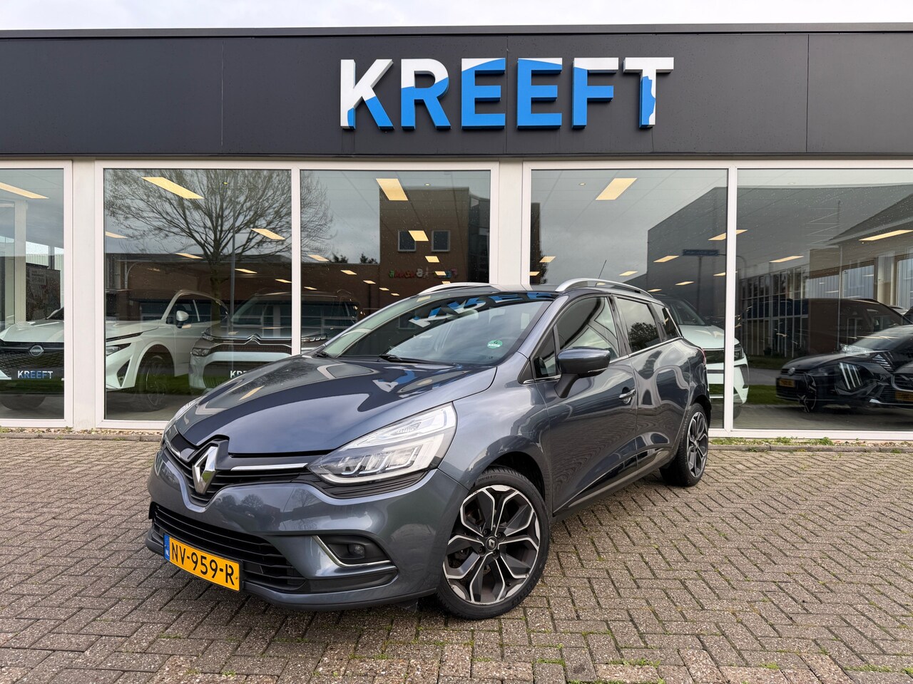 Renault Clio Estate - 1.2 TCe Intens Duurste uitvoering - AutoWereld.nl