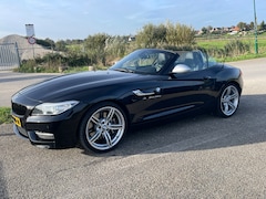BMW Z4 Roadster - 3.5is High Executive M-Sport 340PK DCT 6 cylinder Zwart metallic LCI Facelift