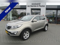 Kia Sportage - 1.7 CRDI Super Pack, Navi, Camera, 4 Seizoenen banden