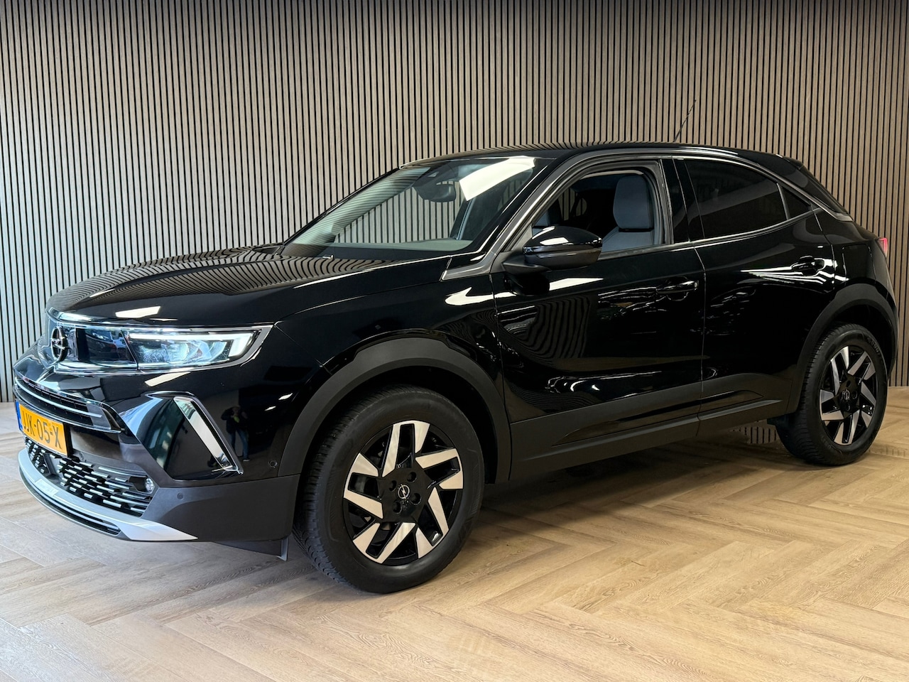 Opel Mokka - 1.2 Turbo LED ACC PDC CRUISE CLIMATE NAVIGATIE CARPLAY CAMERA - AutoWereld.nl