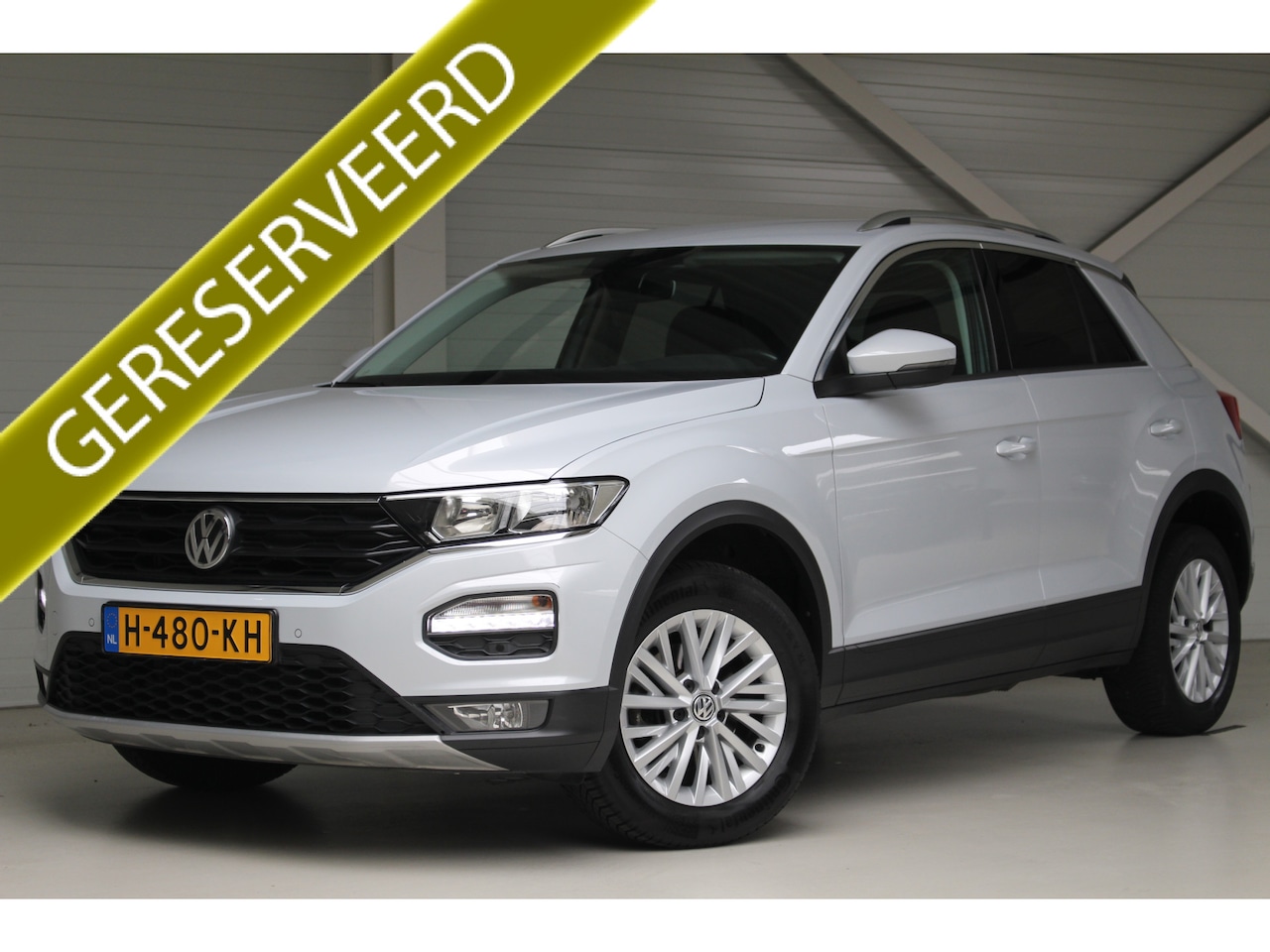 Volkswagen T-Roc - 1.5 TSI Style Navigatie | Inklapbare spiegels | Climate Control | Privacy Glass - AutoWereld.nl