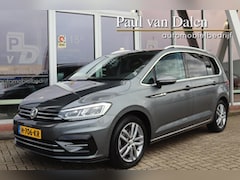 Volkswagen Touran - 1.5TSI 150PK AUTOMAAT R-LINE 7 PERS. Trekhaak | Navi | Camera | Adapt.Cruise | NL Auto | L