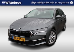 Skoda Octavia Combi - 1.5 TSI MHEV 115pk Business Edition DSG Automaat Navigatie via APP Connect / Camera / LED