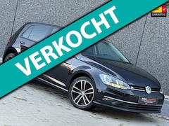 Volkswagen Golf - 1.0 TSI R-Line Navi Cruise Dealeronderh