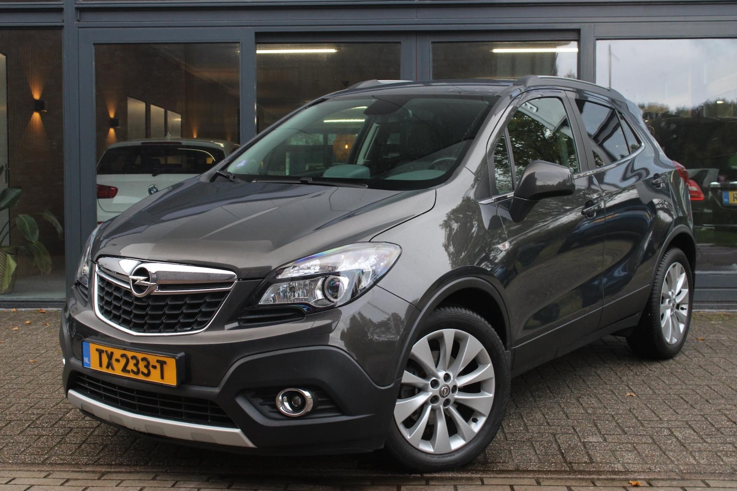 Opel Mokka - 1.4 T Innovation | Cruise Control | Trekhaak 1200kg | Camera | Stuur + Stoelverwarming | N - AutoWereld.nl