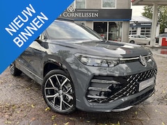 Volkswagen Tayron - 1.5 eTSI R-Line Edition Pano Camera ACC Sfeerverli