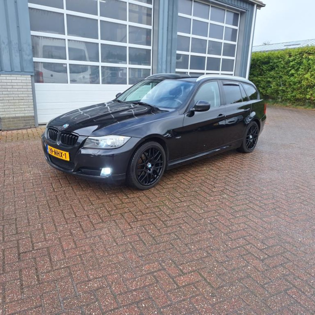 BMW 3-serie Touring - 318i Business Line 318i Business Line - AutoWereld.nl