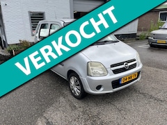 Opel Agila - 1.0-12V Essentia