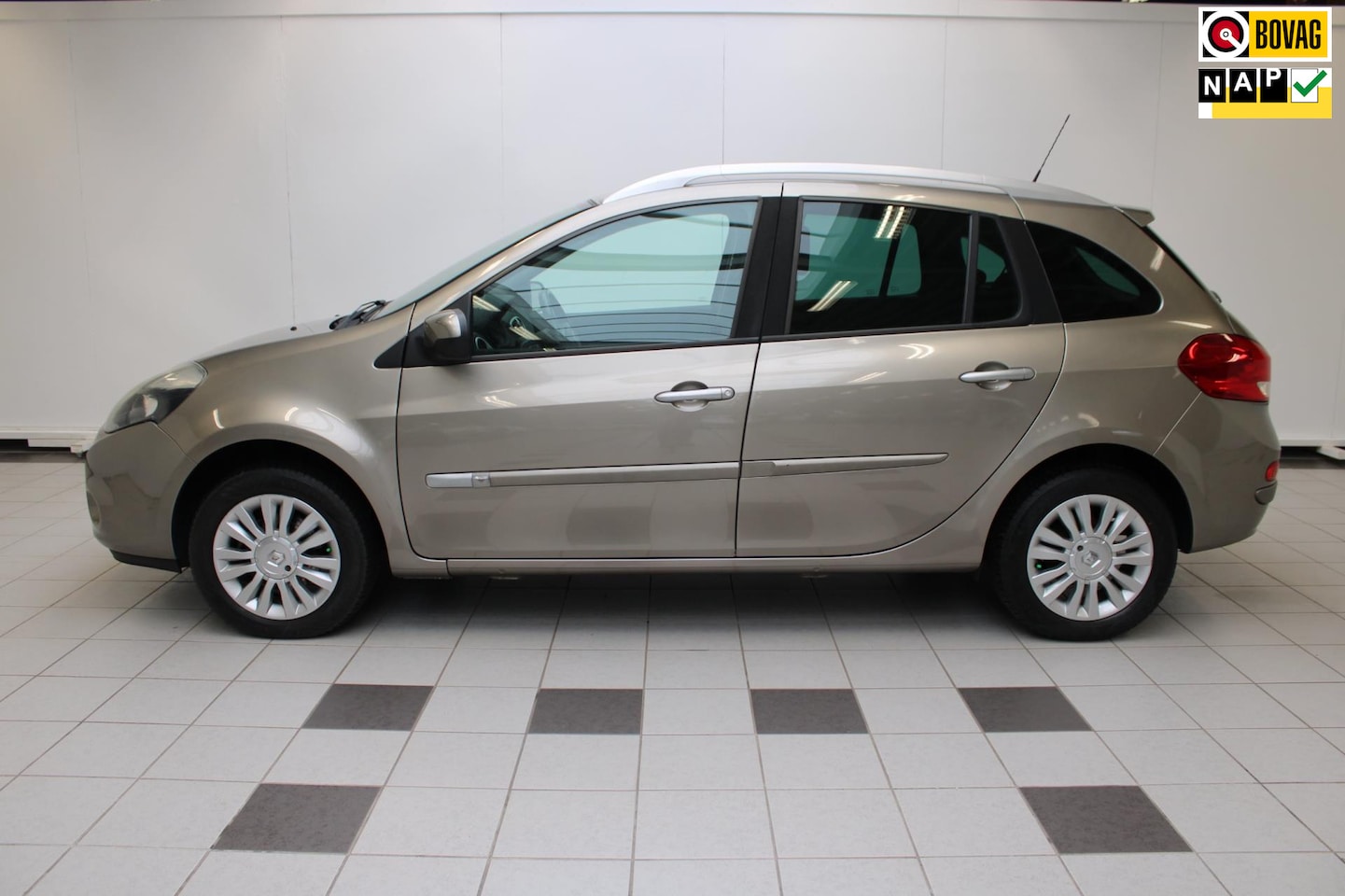 Renault Clio Estate - 1.2 TCE Collection - Trekhaak - AutoWereld.nl