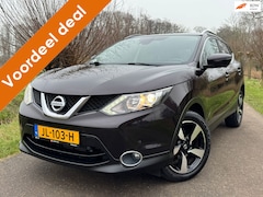 Nissan Qashqai - 1.2 Connect Edition / Automaat / Airco / Carplay / Camera / Half Leder / PDC / LMV 18"/