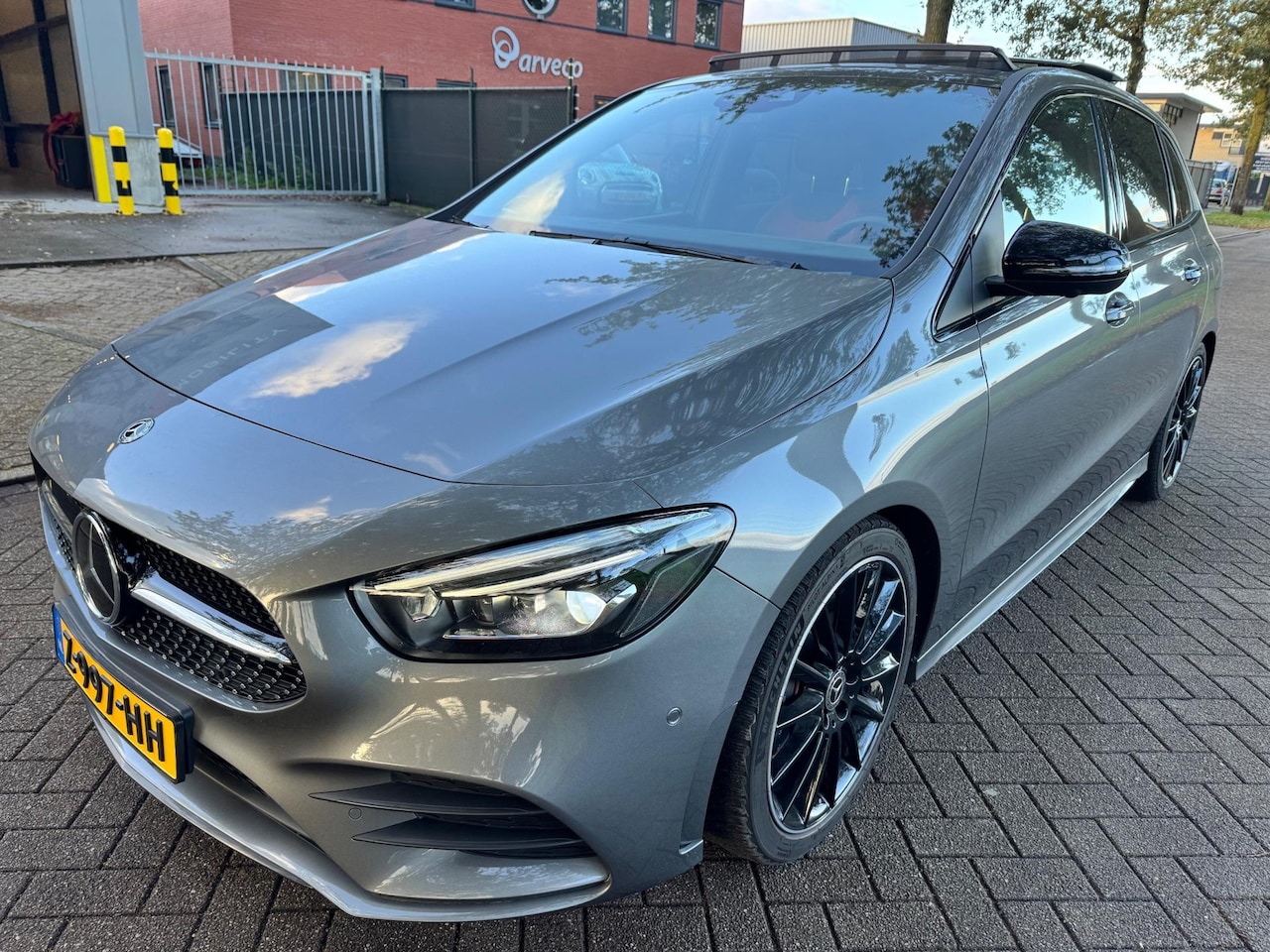 Mercedes-Benz B-klasse - 250 4MATIC AMG|Full options|Pano|2019 - AutoWereld.nl