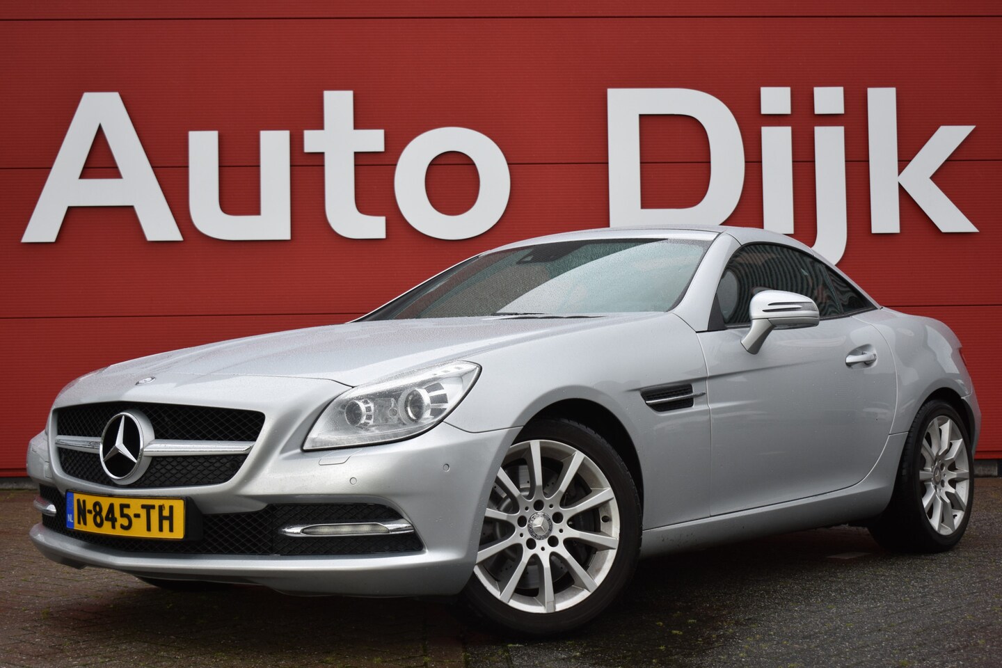 Mercedes-Benz SLK-klasse - 350 LED/Bi-Xenon | Leder | Nekverwarming | Navi | Clima | PDC | LMV - AutoWereld.nl