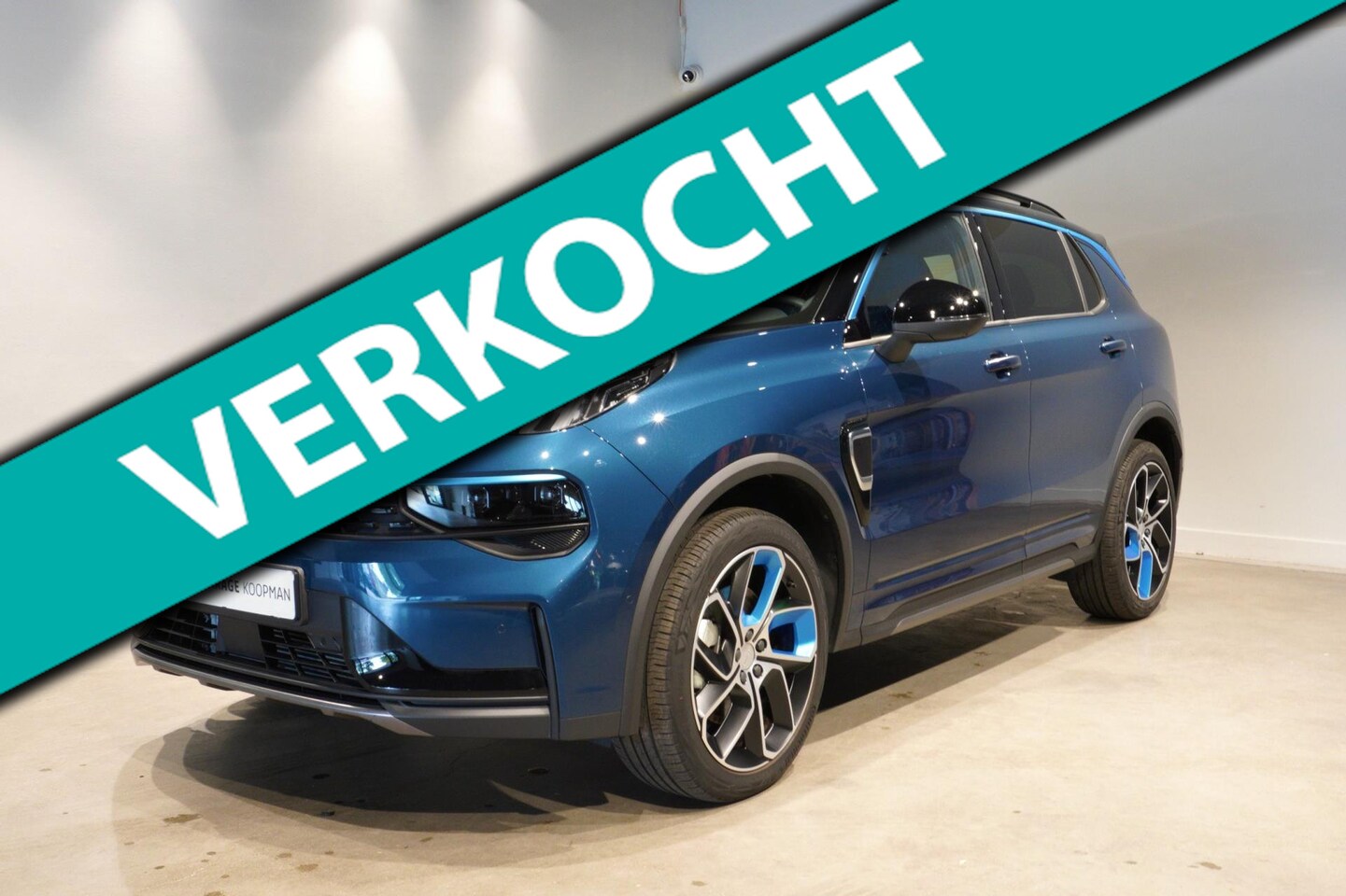 LYNK&CO LYNK & CO 01