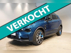 Lynk & Co 01 - 1.5 Zwarte Hemel