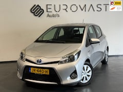 Toyota Yaris - 1.5 Full Hybrid Aspiration Navi Airco Camera Pdc Nieuwe Apk