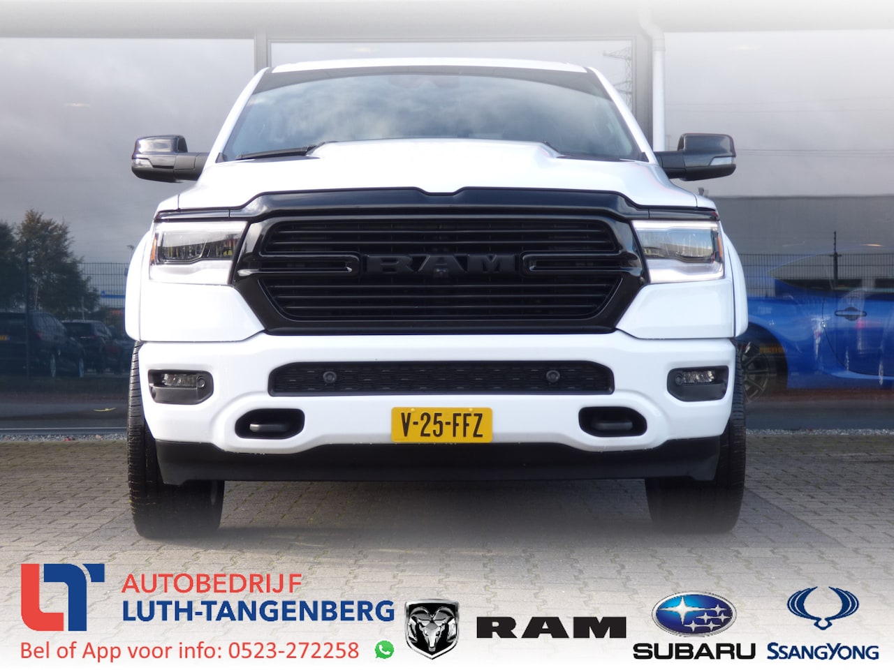 Dodge Ram 1500 - 5.7 V8 4x4 Crew Cab Laramie Night Edition -Fully Loaded- - AutoWereld.nl