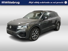 Volkswagen Touareg - 3.0 TSi 4MOTION R / AUTOMAAT/ PANO/ 2X R-LINE/ 462PK/ LUCHTVERING/ LEER/ HEAD-UP DISPLAY/