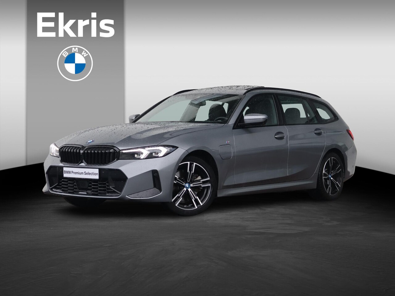 BMW 3-serie Touring - 320e M Sportpakket/ Elektrische Trekhaak/ Panoramadak/ Stoelverwarming/ Active Cruise Cont - AutoWereld.nl