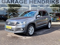 Volkswagen Tiguan - 1.4 TSI Sport&Style | Navi | Trekhaak | Nieuwe All Season | Goed Onderhouden | occasion
