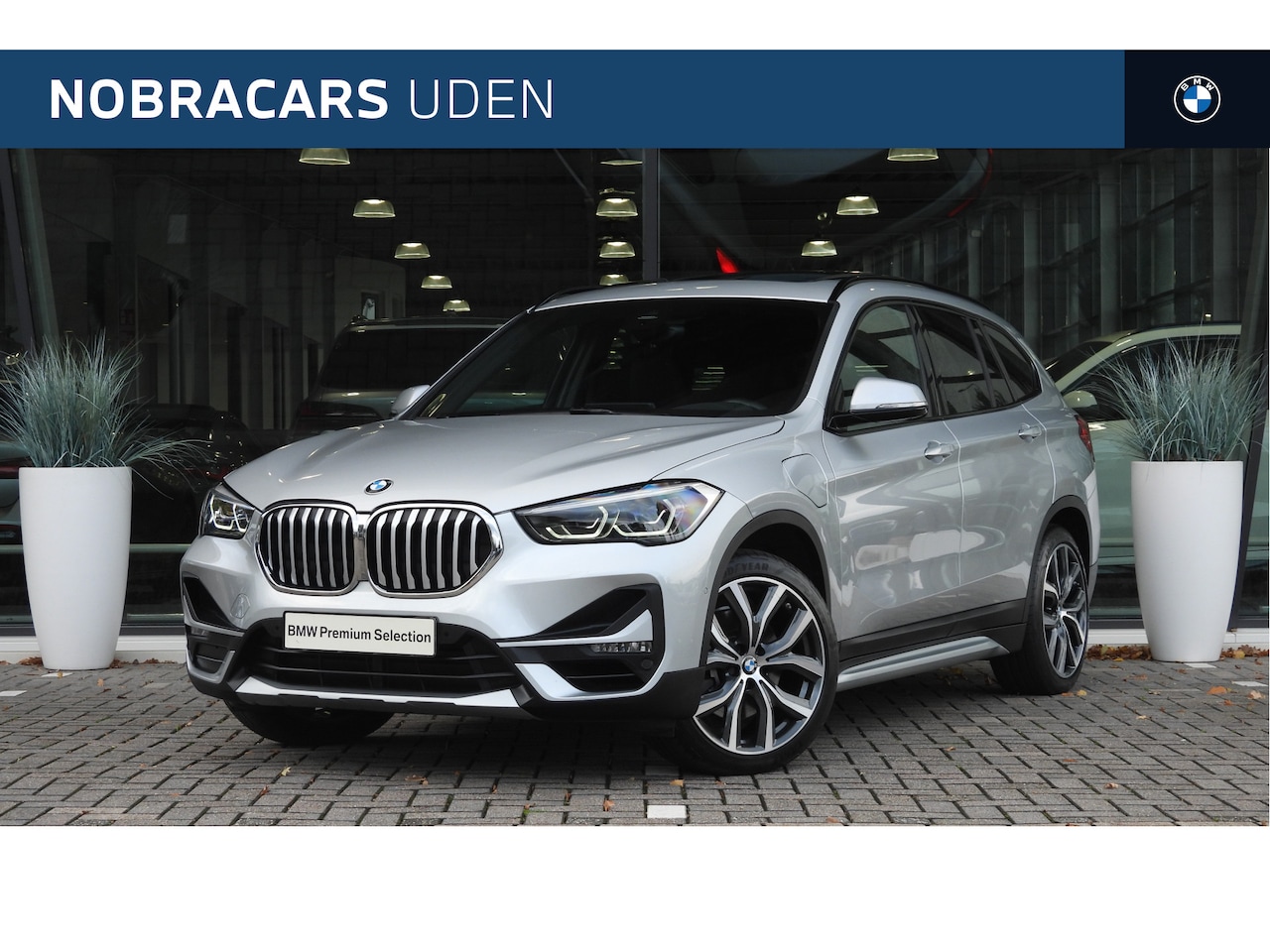 BMW X1 - xDrive25e High Executive M Sport Automaat / Trekhaak / Sportstoelen / M Adaptief onderstel - AutoWereld.nl