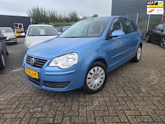 Volkswagen Polo - 1.4-16V Comfortline/CRUIS CONTROL