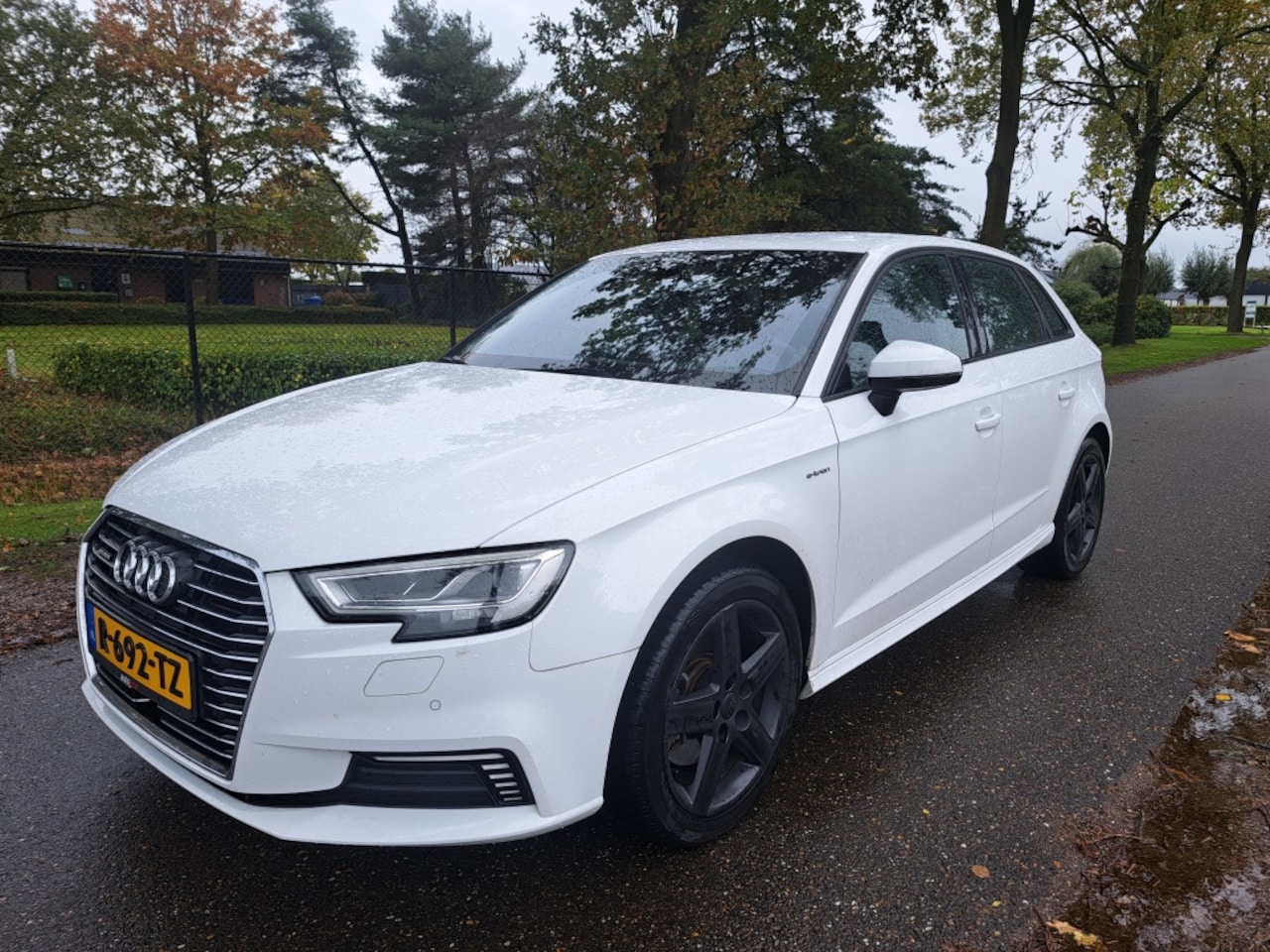 Audi A3 Sportback - 1.4 e-tron Lease Ed. - AutoWereld.nl