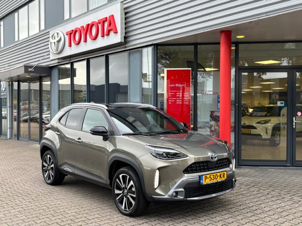 Toyota Yaris Cross - 1.5 Hybrid | Executive | Nav | Leder | Stoel & Stuurw. VW | Trek - AutoWereld.nl