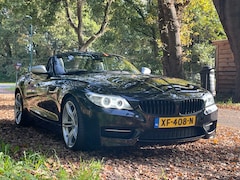 BMW Z4 Roadster - 3.5is High Executive M-Sport 340PK DCT 6 cilinder LCI Facelift Zwart metallic / zwart leder
