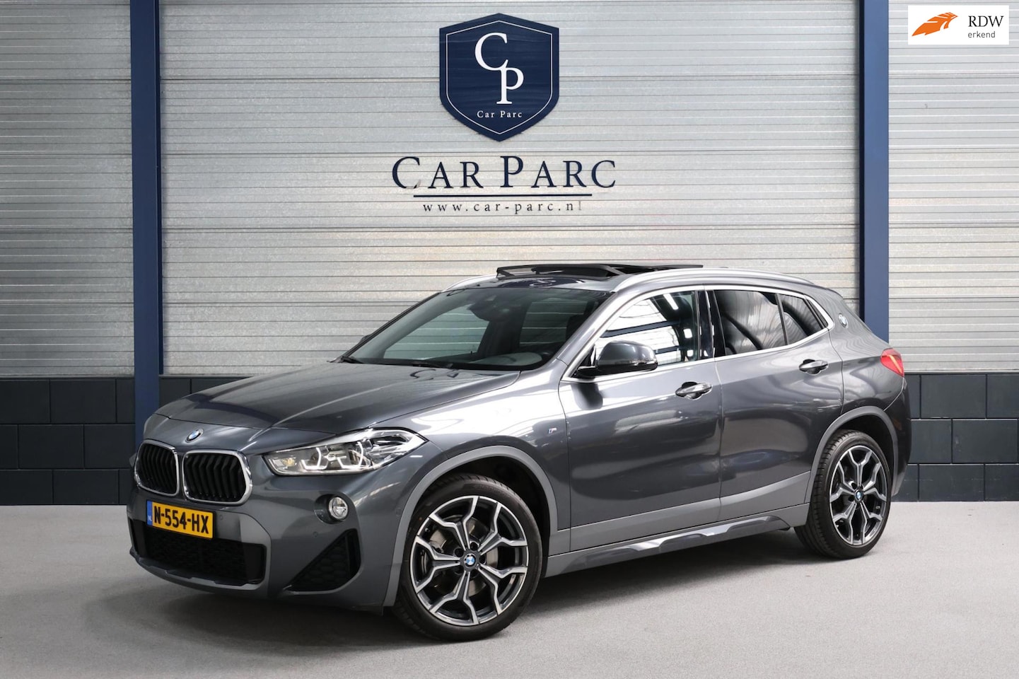 BMW X2 - SDrive20i M Sport LED/SFEER/PANO/LEER+S.VERWARMING/KEYLESS/CAM/CRUISE/ECC/12 MND GARANTIE! - AutoWereld.nl