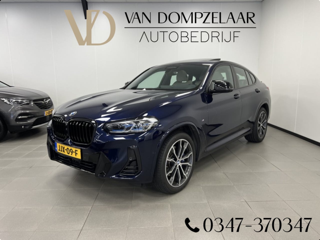 BMW X4 - M40i 360PK / M-SPORT HIGH EXE / PANODAK / 360 CAMERA / - AutoWereld.nl