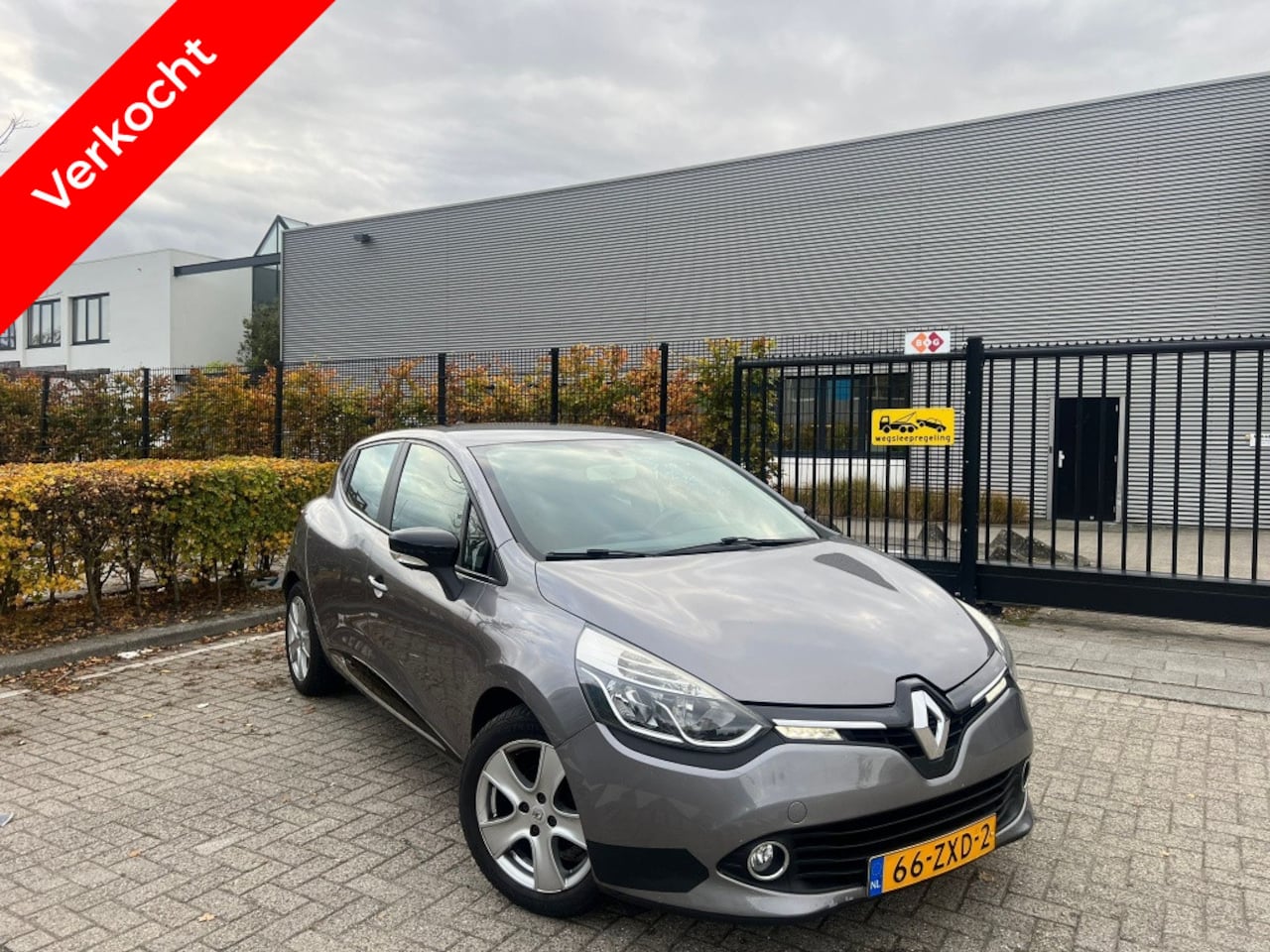 Renault Clio - 0.9 TCe Navigatie|Cruise Expression 2013 - AutoWereld.nl