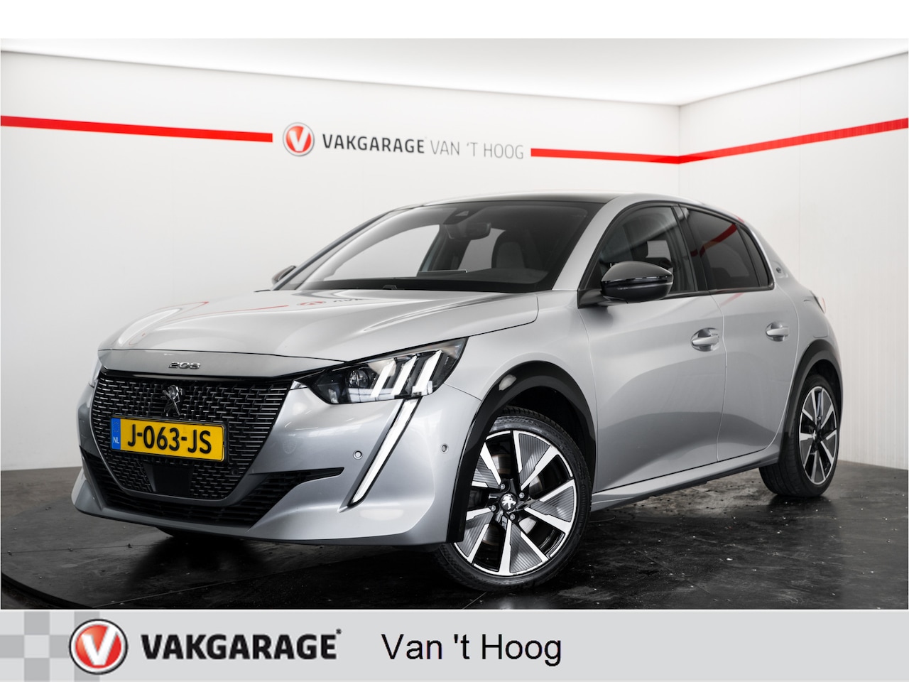 Peugeot e-208 - EV GT Première 50 kWh Panoramadak! - AutoWereld.nl