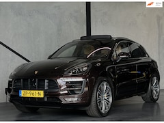 Porsche Macan - 3.6 Turbo, Keramisch, Lucht, Pano, Chrono, 360°, ACC, Trekhaak, St.koeling, Sportuitlaat,