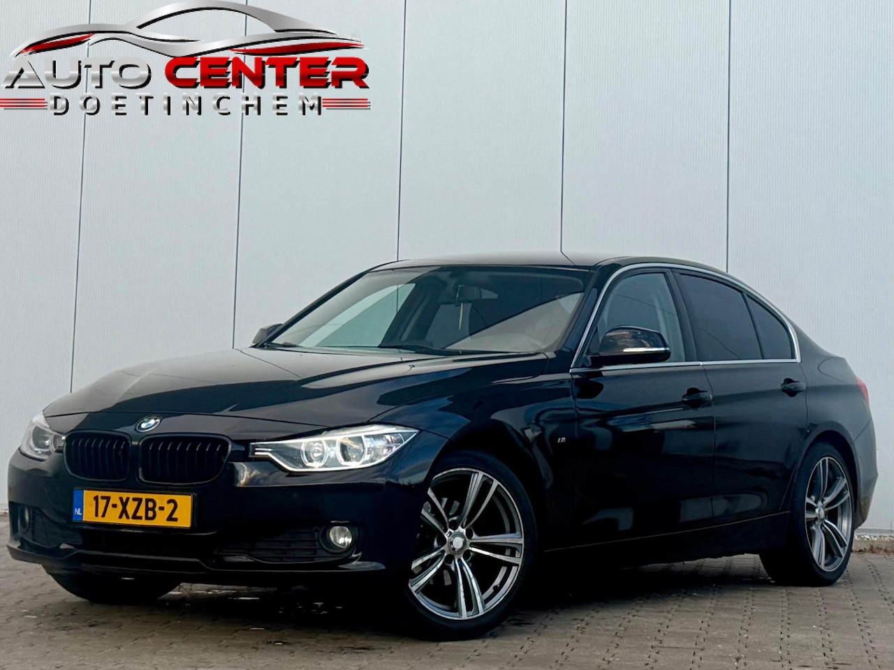 BMW 3-serie - 316d Executive M-Pakket Sportvelgen Trekhaak - AutoWereld.nl