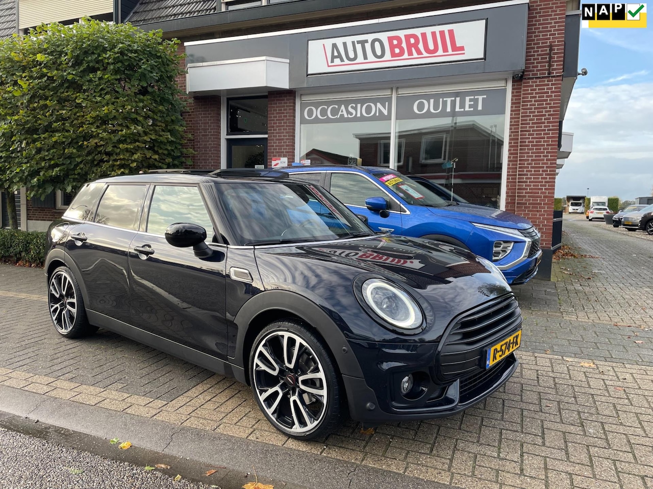 MINI Clubman - Mini 1.5 Cooper John Cooper Works Aut. Ned Auto 1e Eig.|Schuifd.|Leder|Navi|Camera|| - AutoWereld.nl