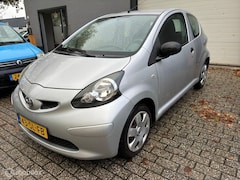 Toyota Aygo - 1.0-12V / NIEUWE APK / NAP /