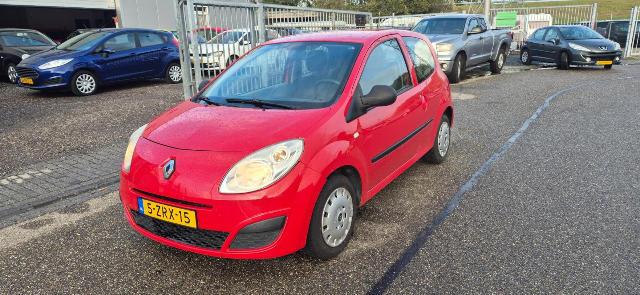 Renault Twingo - 1.2 Acces / APK 06-05-2026 / - AutoWereld.nl