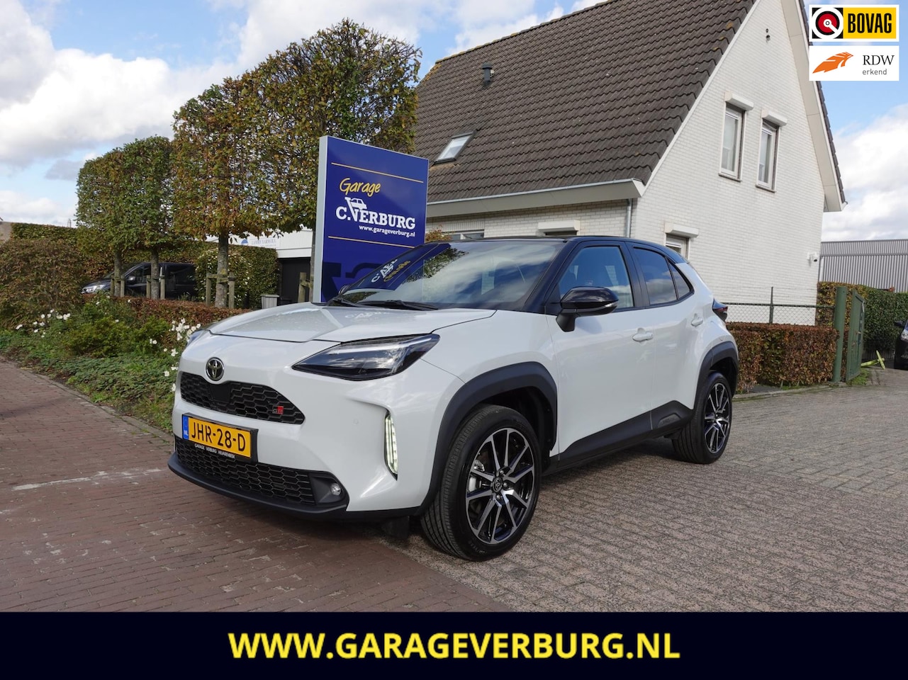 Toyota Yaris Cross - 1.5 Hybrid GR Sport / 30.716 Km - AutoWereld.nl